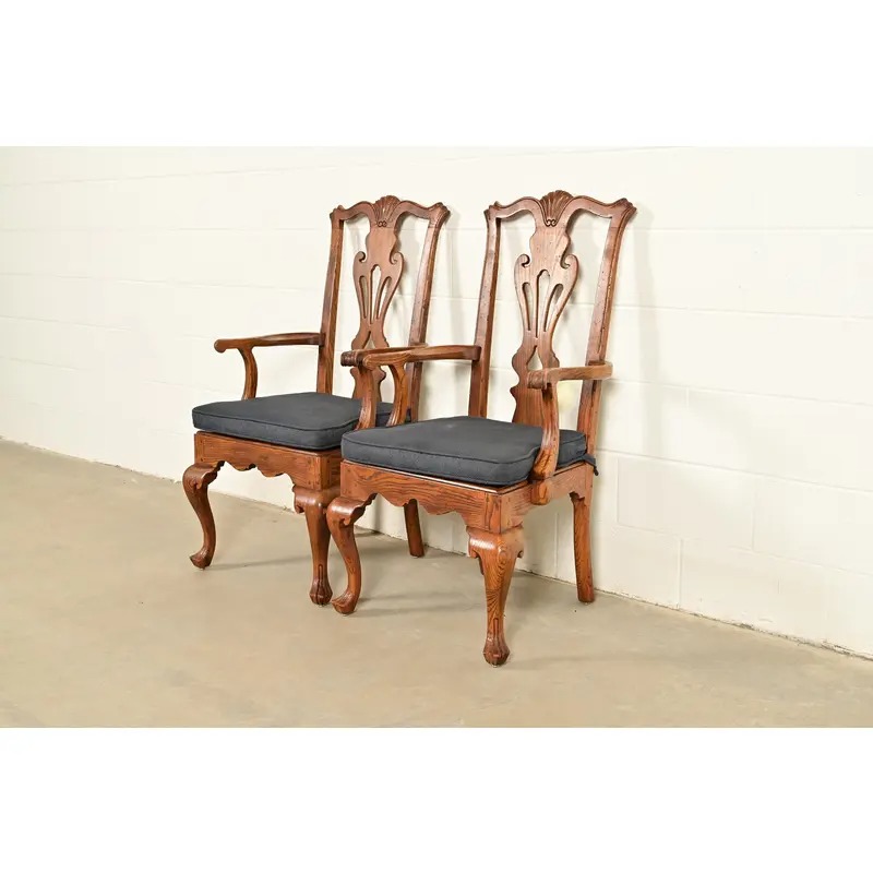 Henredon Georgian Carved Solid Oak Armchairs, Pair - Image 3