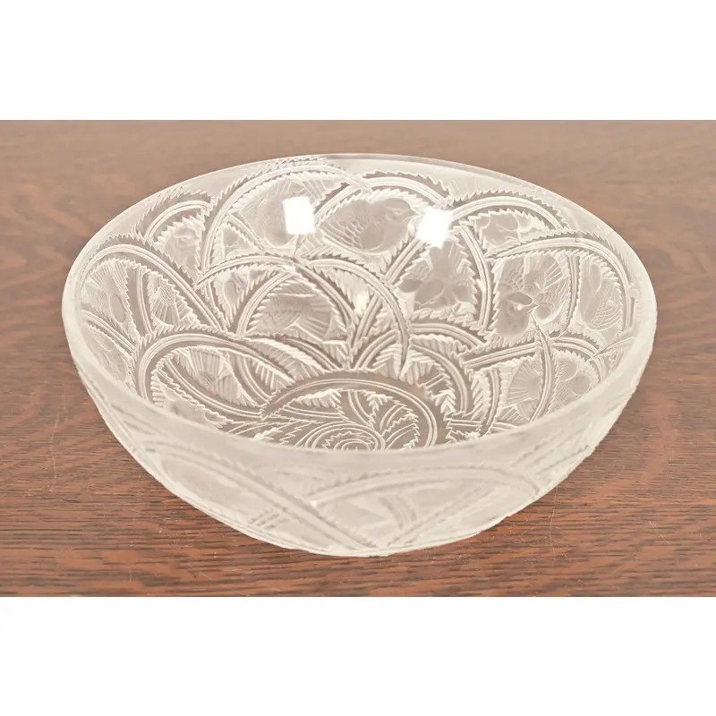 Lalique "Pinsons" Art Deco Frosted Crystal Glass Bowl, Circa 1930s - Image 3