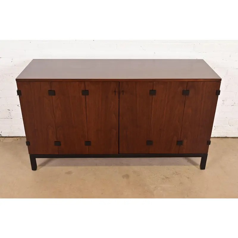Milo Baughman for Directional Walnut and Ebonized Sideboard Credenza, Newly Refinished - Image 3