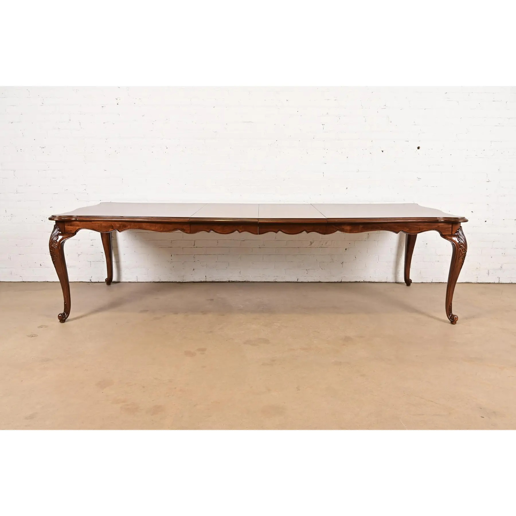 Kindel Furniture Style French Provincial Louis XV Carved Cherry Wood Extension Dining Table, Newly Refinished - Image 4