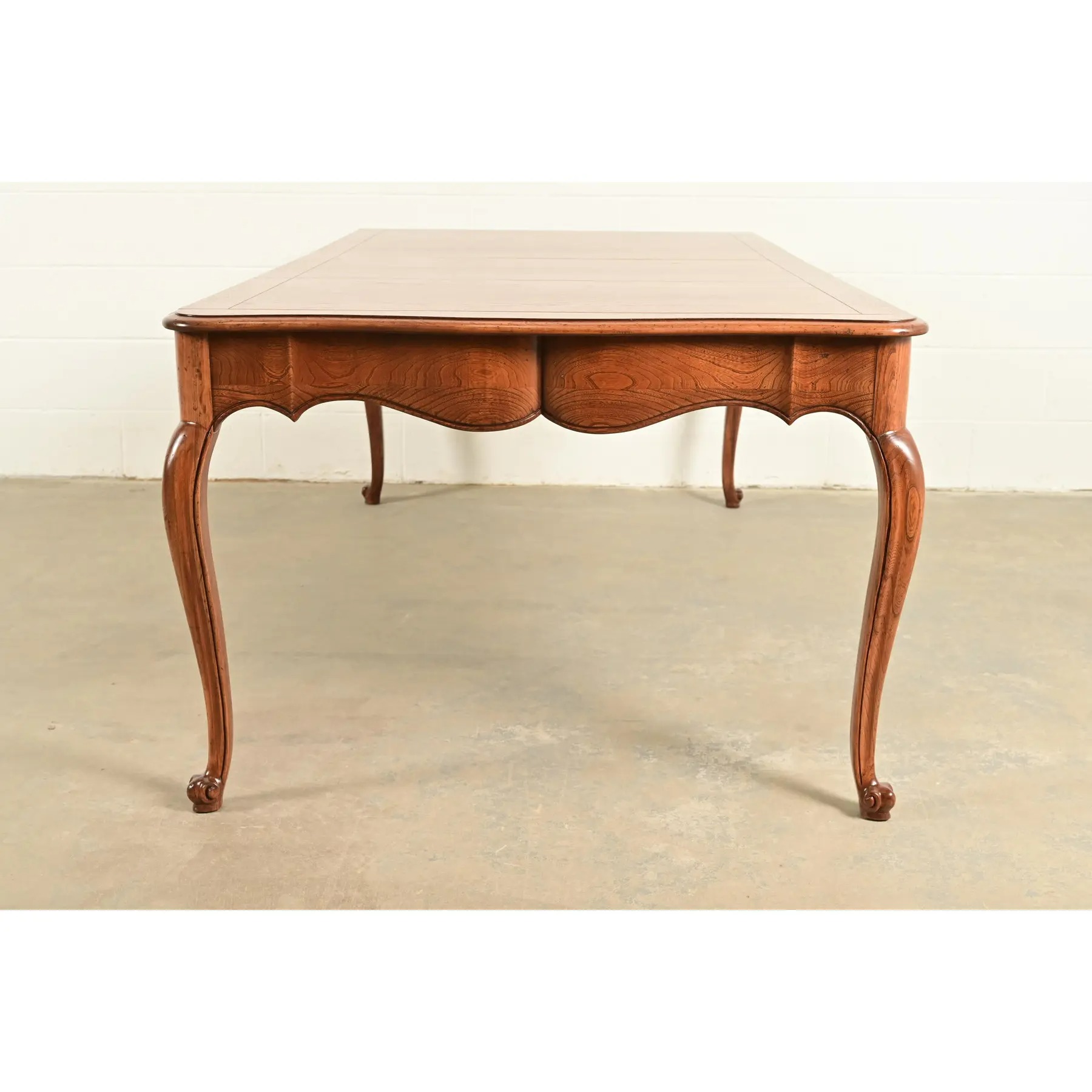 Baker Furniture French Provincial Louis XV Carved Oak Extension Console Dining Table, Newly Refinished - Image 4