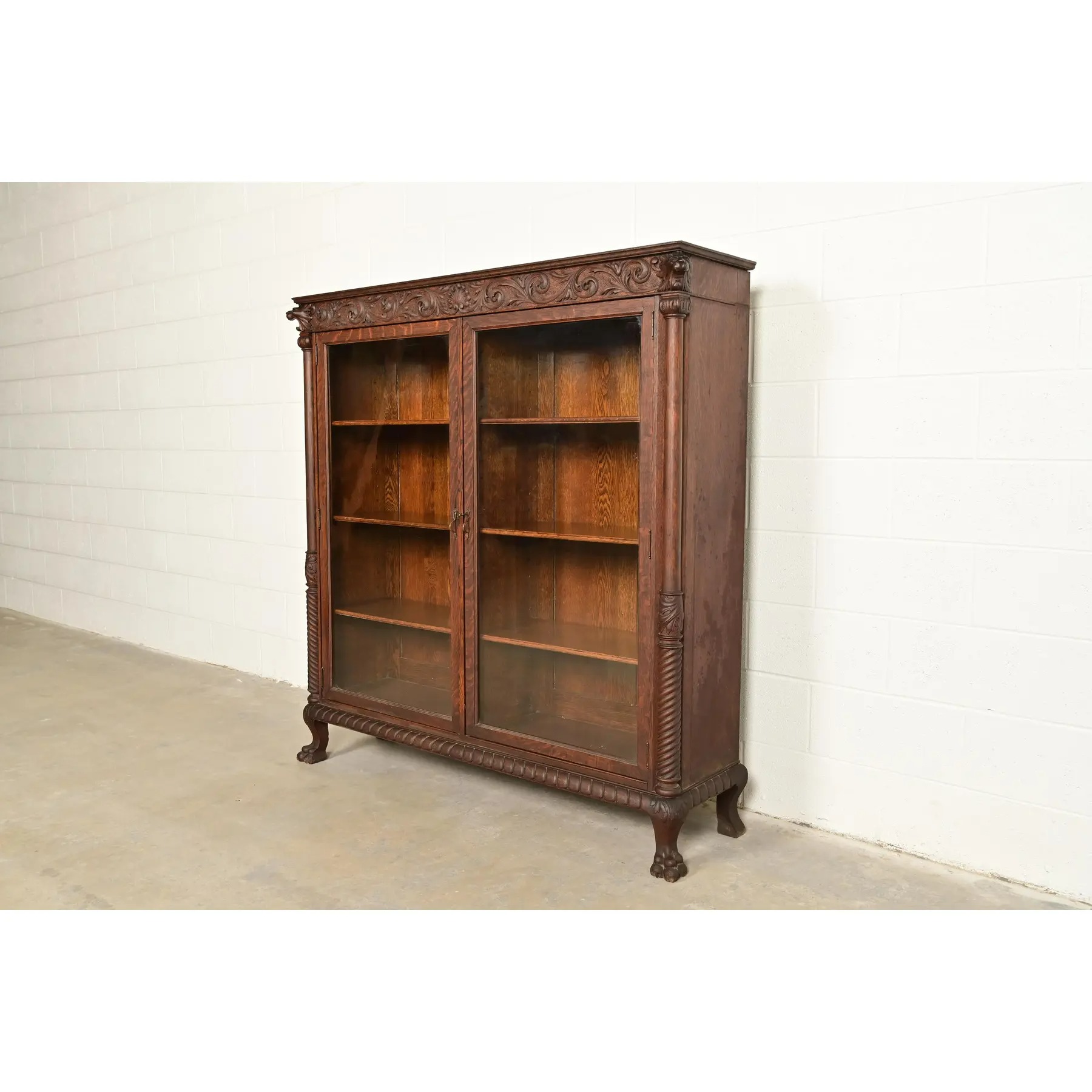 R. J. Horner Style Victorian Oak Double Bookcase With Carved Lion Heads and Paw Feet, Circa 1890s - Image 3