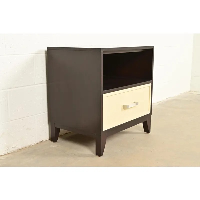 Kindel Furniture Modern Hollywood Regency Mahogany and Cream Lacquered Nightstand - Image 4