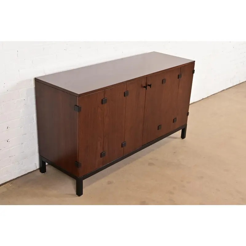 Milo Baughman for Directional Walnut and Ebonized Sideboard Credenza, Newly Refinished - Image 4