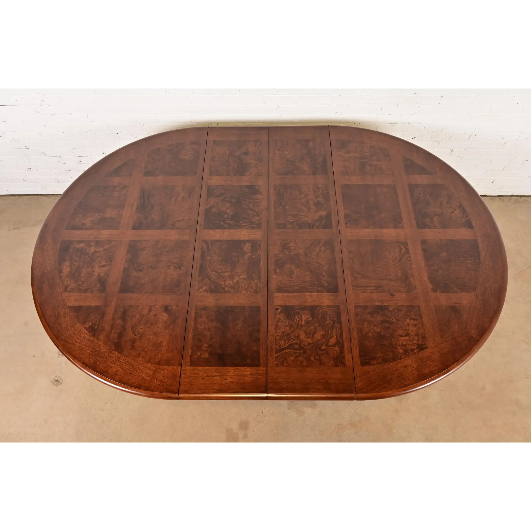 Henredon Italian Provincial Carved Walnut and Burl Wood Pedestal Extension Dining Table, Newly Refinished - Image 5