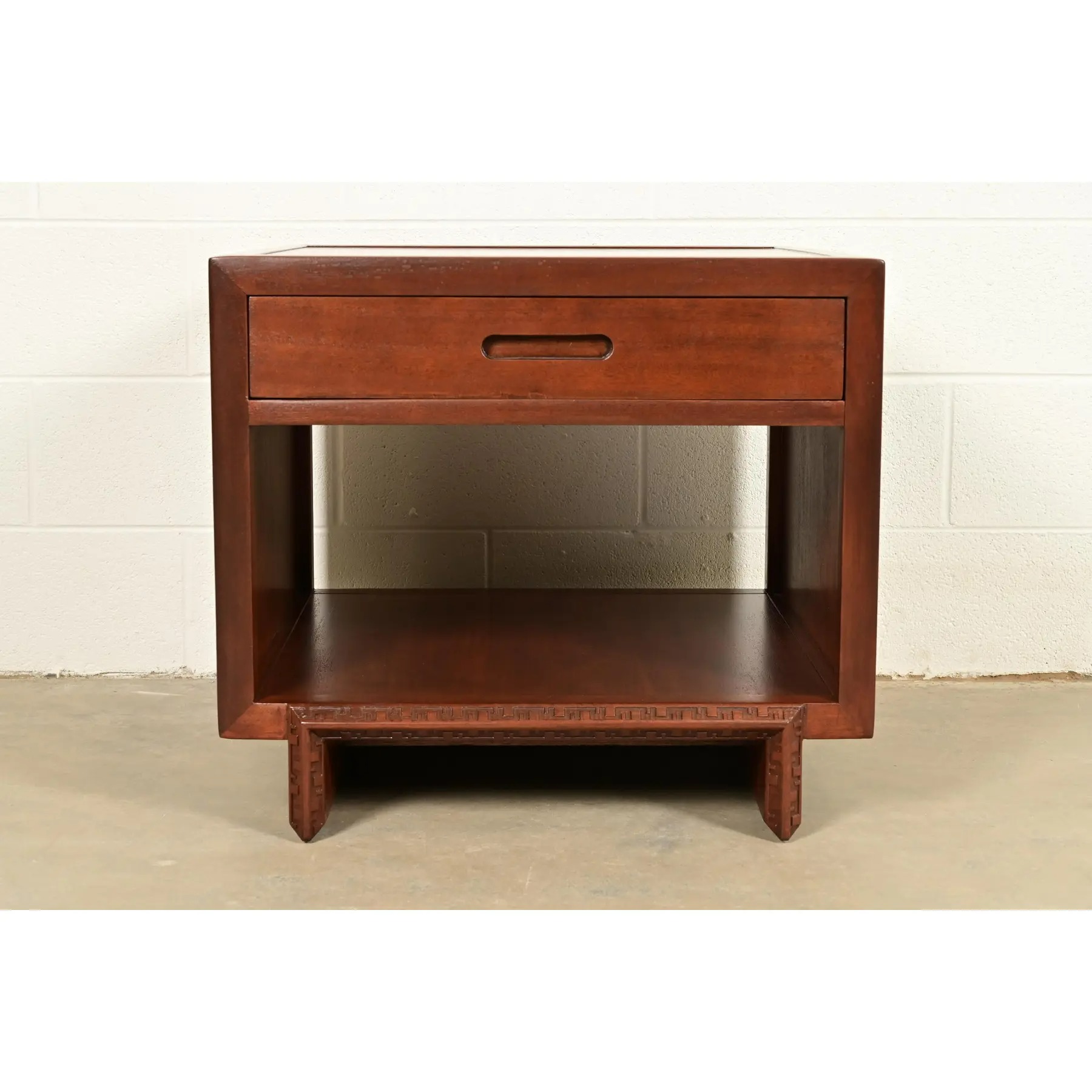 Frank Lloyd Wright for Heritage Henredon Taliesin Mahogany Nightstand or Side Table, Newly Refinished - Image 2
