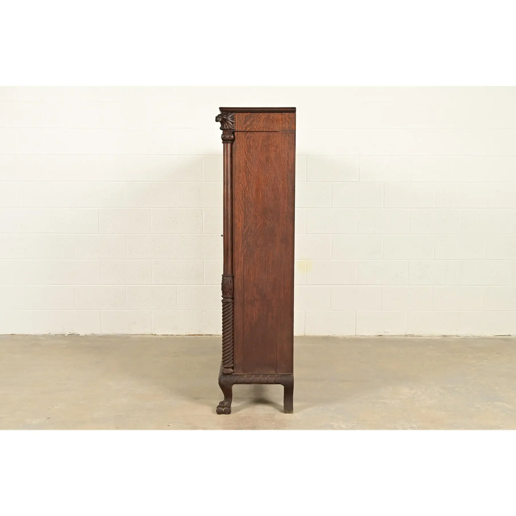 R. J. Horner Style Victorian Oak Double Bookcase With Carved Lion Heads and Paw Feet, Circa 1890s - Image 11