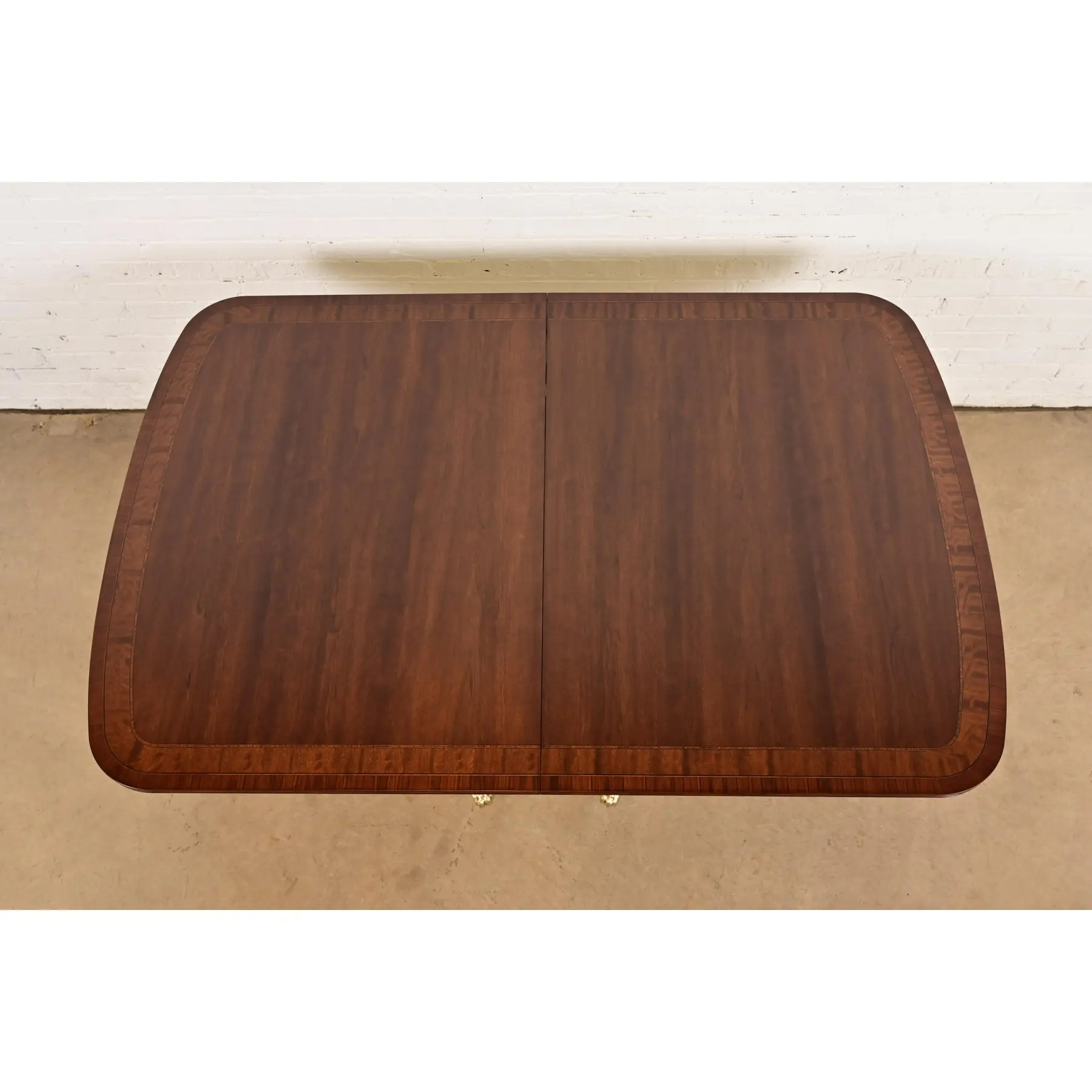 Henredon Georgian Banded Mahogany Double Pedestal Extension Dining Table, Newly Refinished - Image 9