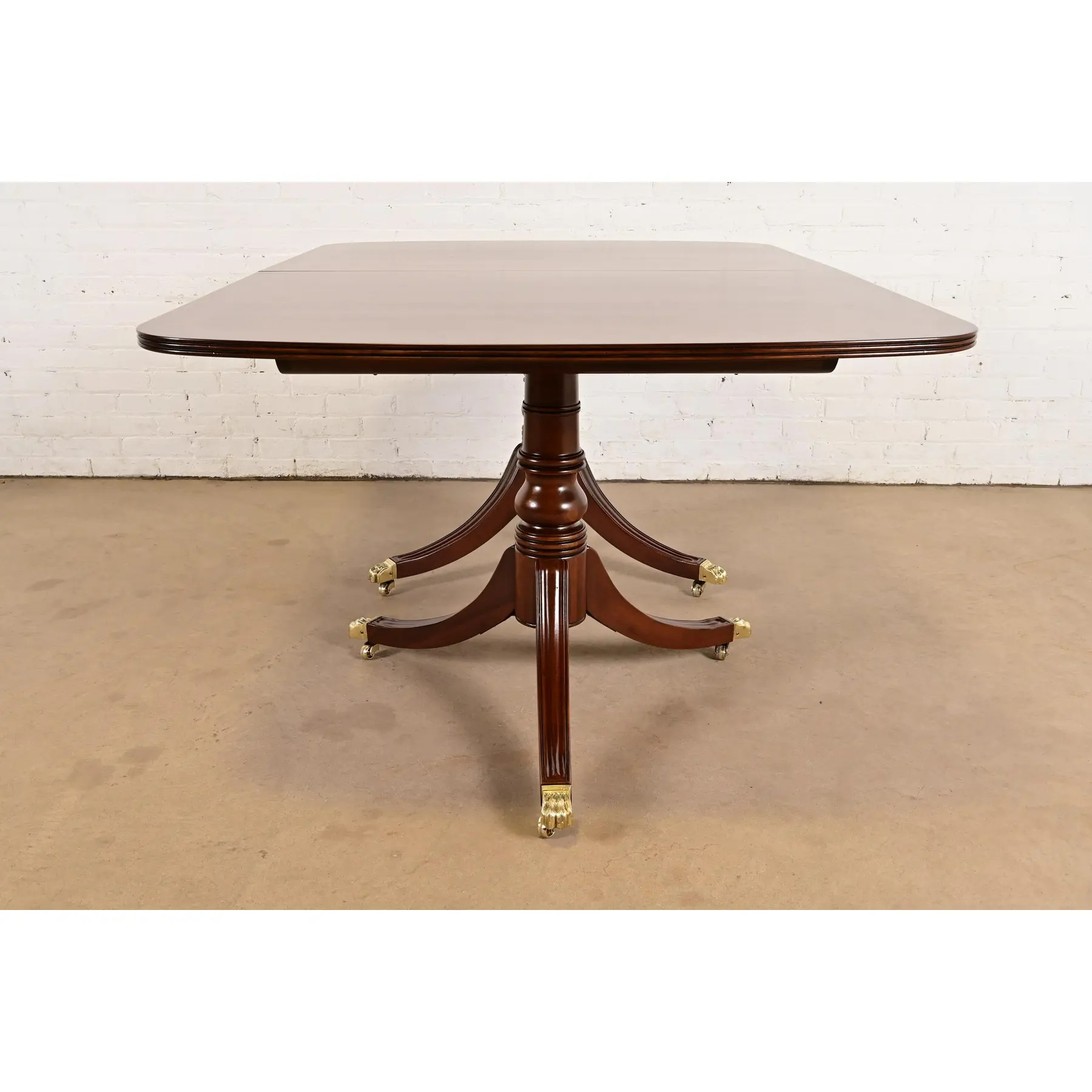Henredon Georgian Banded Mahogany Double Pedestal Extension Dining Table, Newly Refinished - Image 12