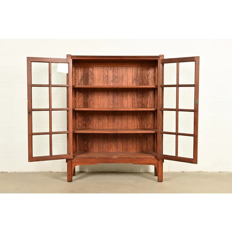 Charles Stickley Antique Mission Oak Arts & Crafts Bookcase Cabinet, Circa 1910 - Image 5