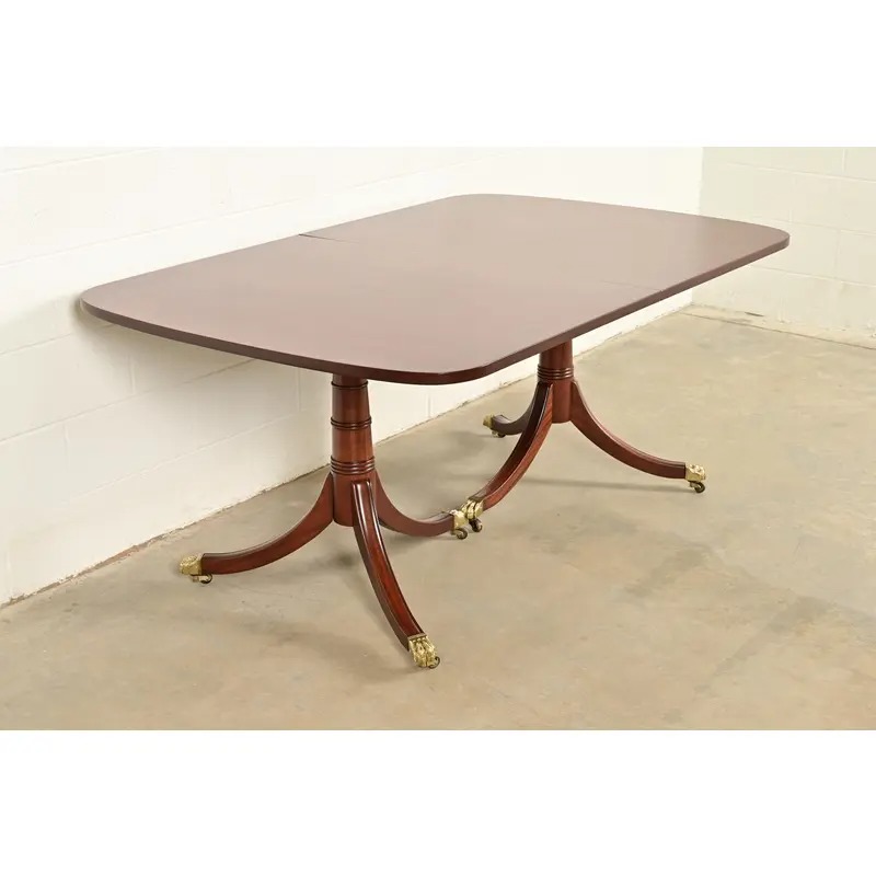 Kittinger Georgian Banded Mahogany Double Pedestal Dining Table, Newly Refinished - Image 5
