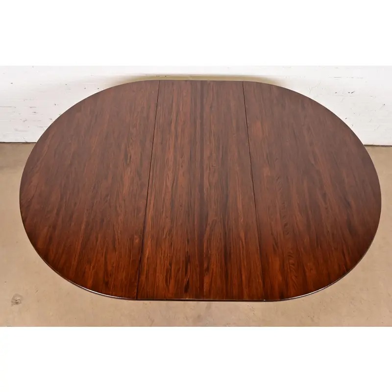 Skovby Danish Modern Sculpted Rosewood Extension Dining Table, Newly Refinished - Image 5