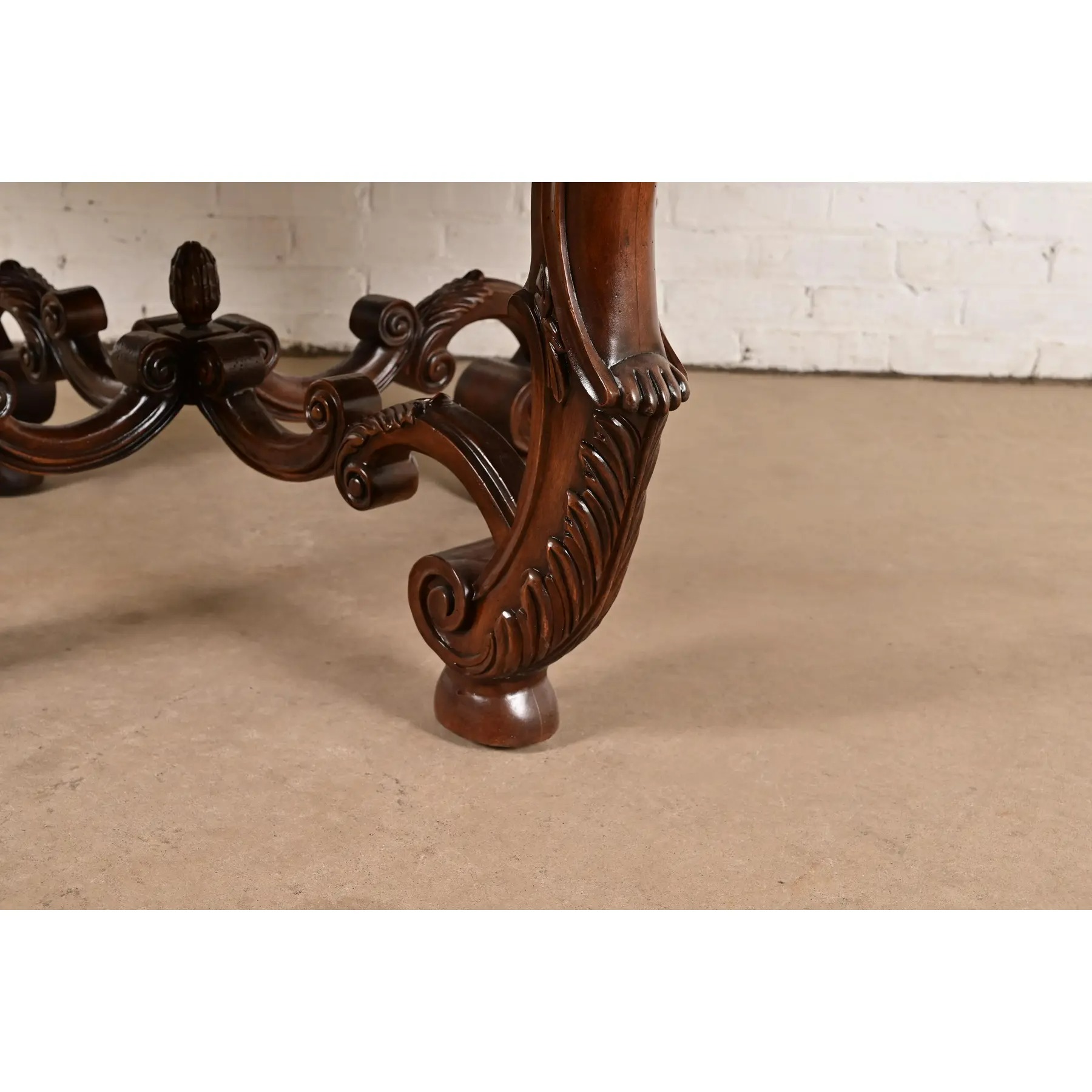 Henredon Italian Provincial Carved Walnut and Burl Wood Pedestal Extension Dining Table, Newly Refinished - Image 12