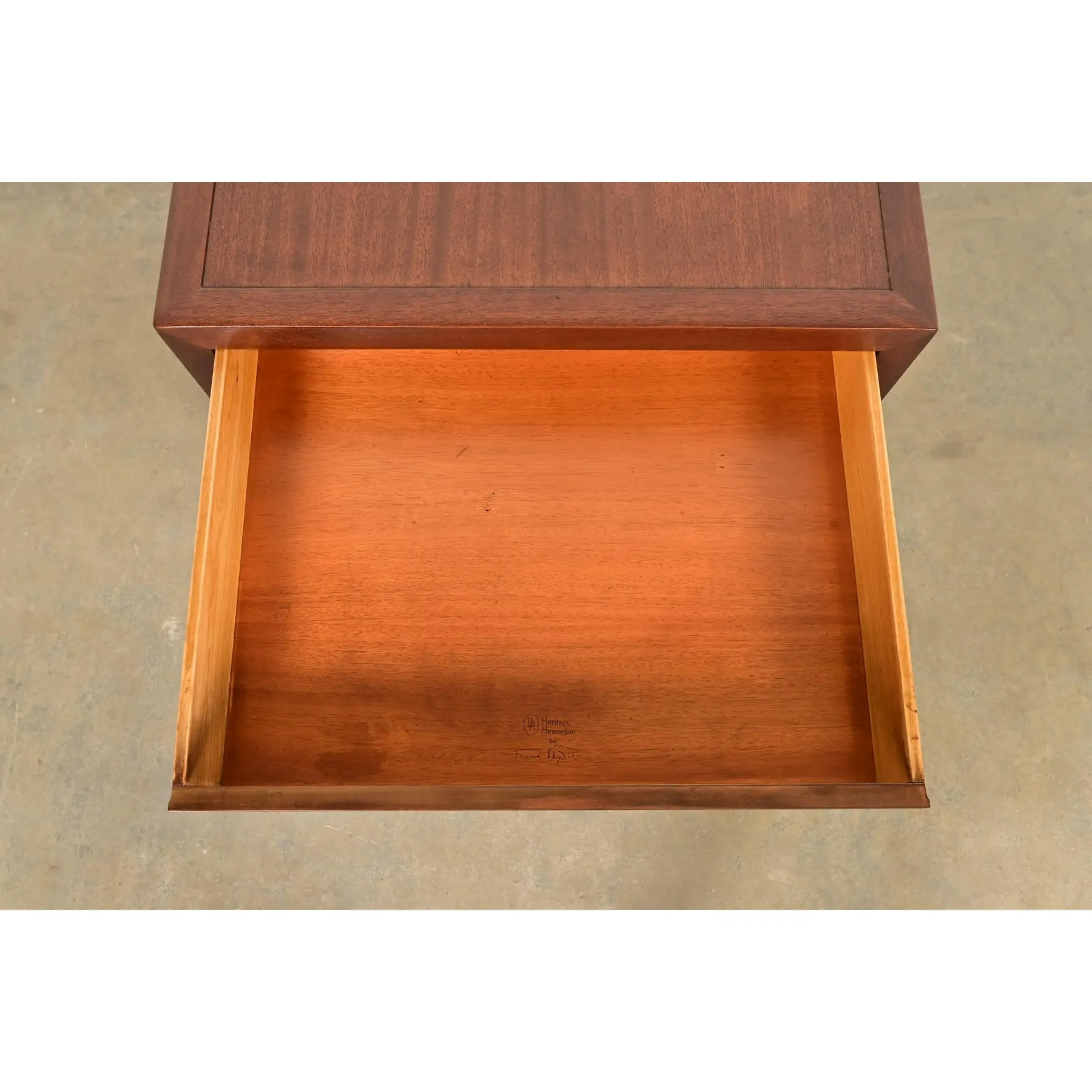 Frank Lloyd Wright for Heritage Henredon Taliesin Mahogany Nightstand or Side Table, Newly Refinished - Image 8