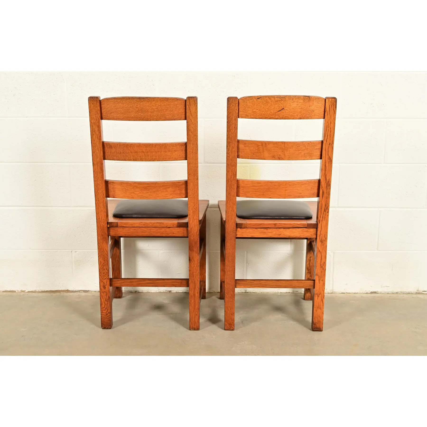 Limbert Antique Mission Oak Arts & Crafts Ladder Back Dining Chairs, Pair - Image 12