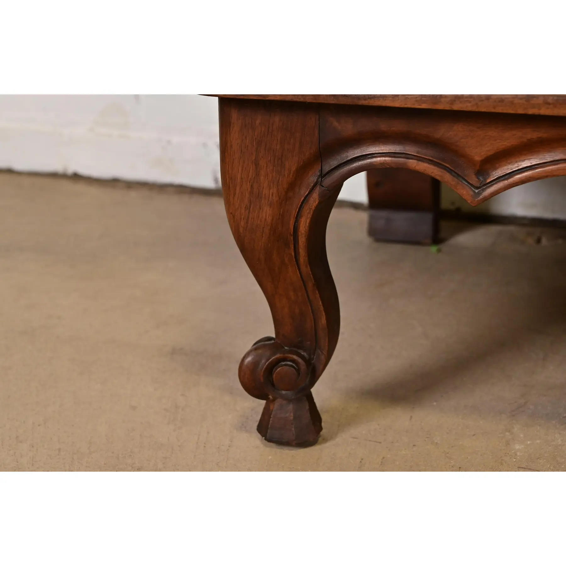 Karges Style French Provincial Louis XV Carved Walnut Sideboard Credenza - Image 12