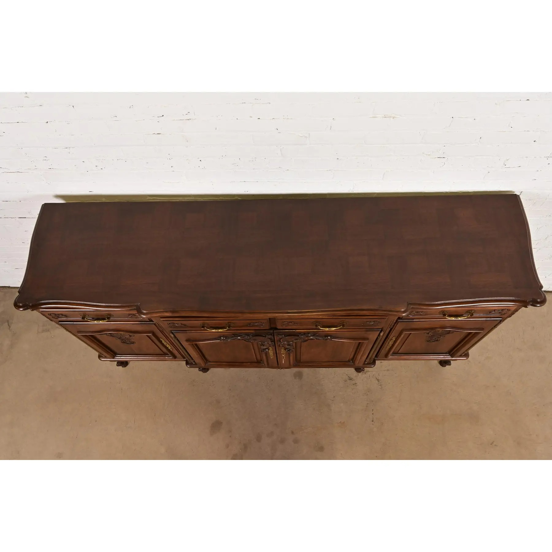 Karges Style French Provincial Louis XV Carved Walnut Sideboard Credenza - Image 13