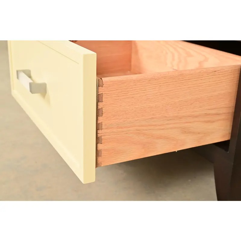 Kindel Furniture Modern Hollywood Regency Mahogany and Cream Lacquered Nightstand - Image 6