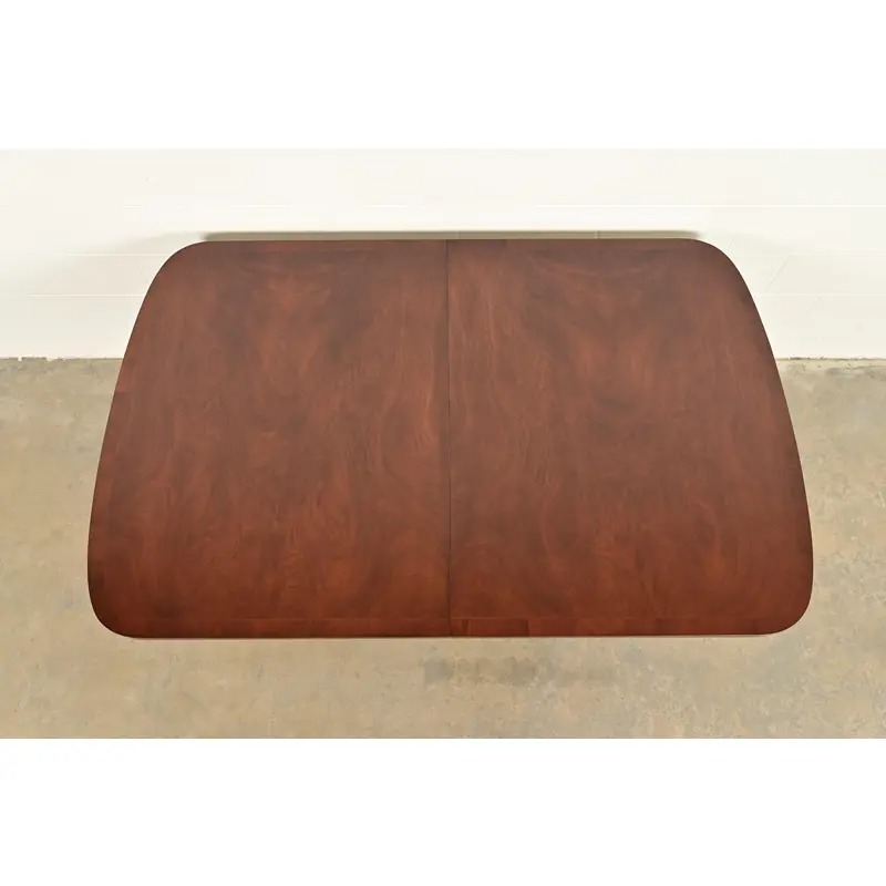 Kittinger Georgian Banded Mahogany Double Pedestal Dining Table, Newly Refinished - Image 6