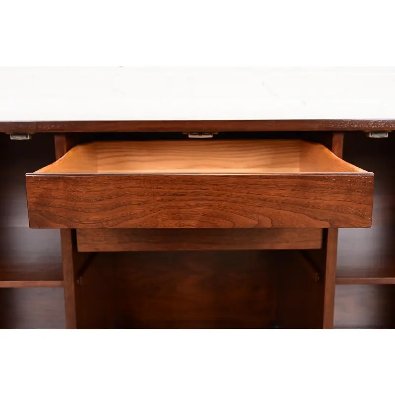 Milo Baughman for Directional Walnut and Ebonized Sideboard Credenza, Newly Refinished - Image 7