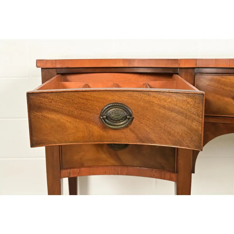 Baker Furniture Style Georgian Flame Mahogany Serpentine Front Sideboard Credenza - Image 8