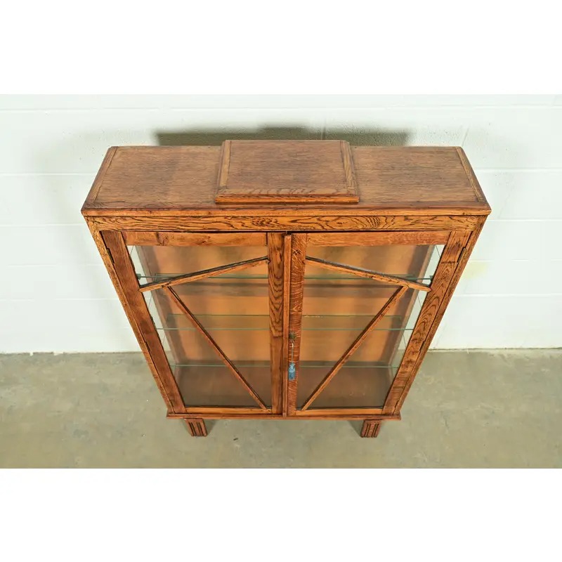 Antique English Art Deco Carved Oak Bookcase or Display Cabinet, Circa 1920s - Image 9