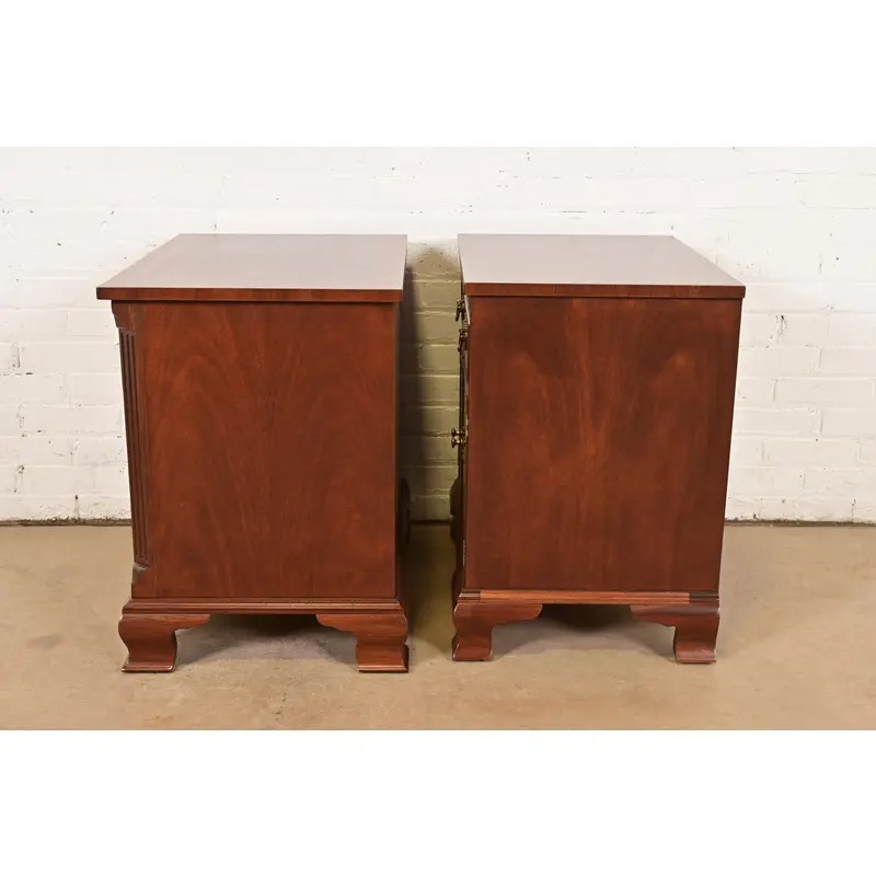 Baker Furniture Georgian Carved Mahogany Nightstands, Newly Refinished - Image 9