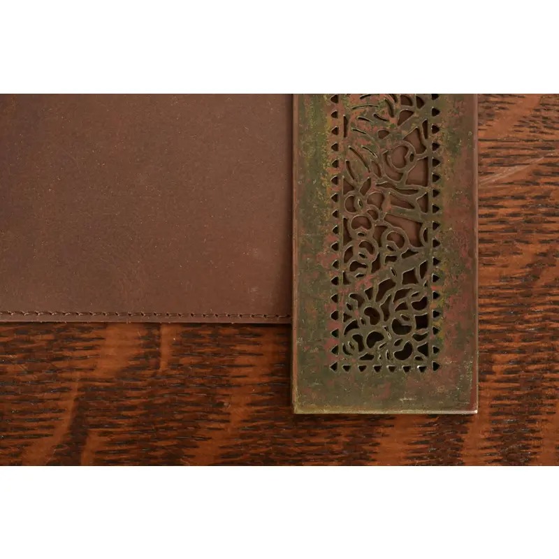 Tiffany Studios New York Grapevine Pattern Bronze Blotter Ends With Leather Desk Blotter - Image 8
