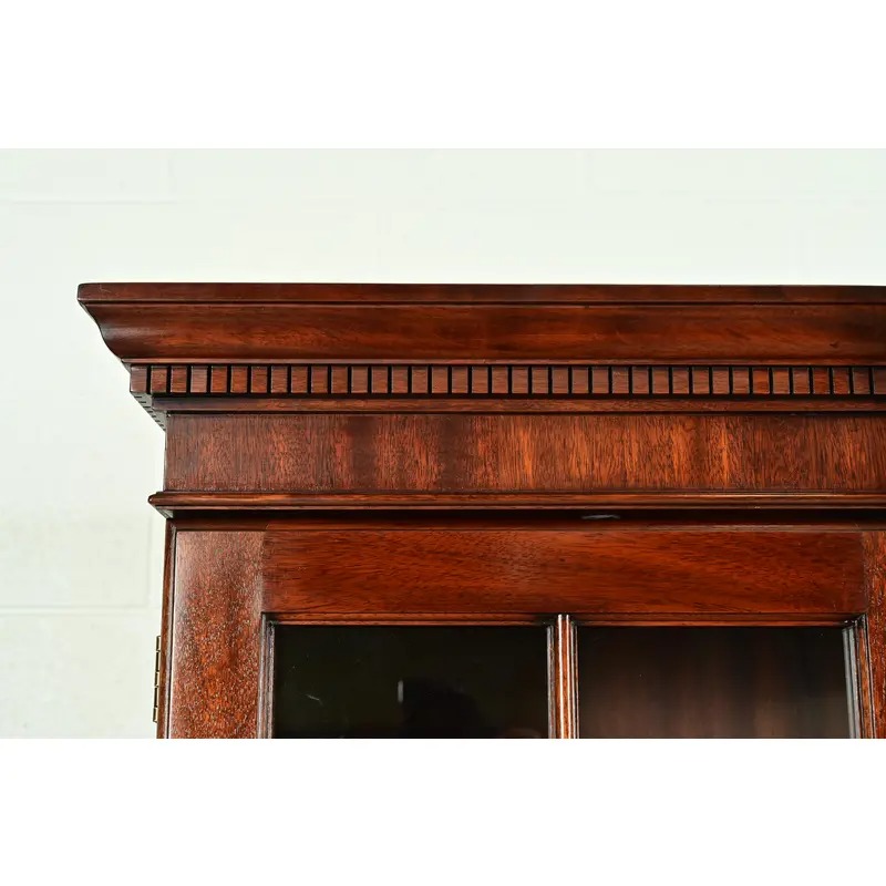 Henkel Harris Georgian Carved Mahogany Lighted Breakfront Bookcase Cabinet - Image 10
