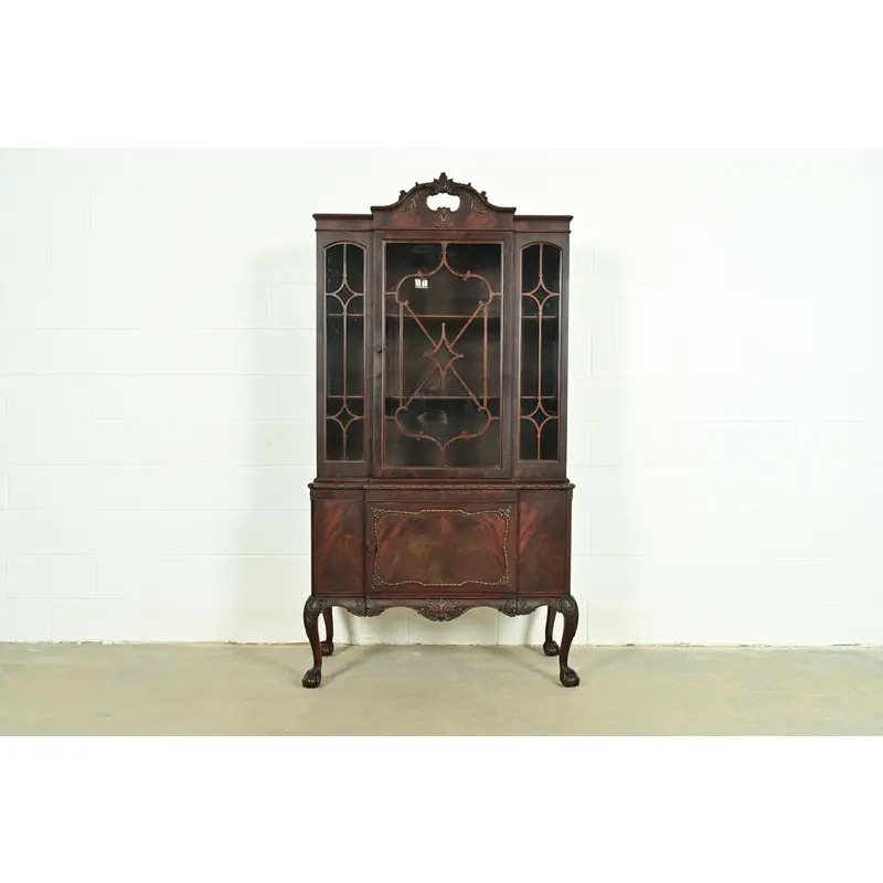 Romweber Chippendale Flame Mahogany Breakfront Bookcase Cabinet, Circa 1920s
