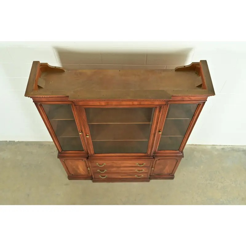 White Furniture Georgian Flame Mahogany Breakfront Bookcase Cabinet, Circa 1960s - Image 12