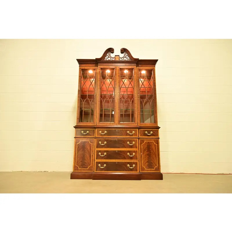 Councill Craftsmen Georgian Banded Flame Mahogany Lighted Breakfront Bookcase Cabinet - Image 13