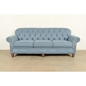 Smith Brothers Traditional Roll Arm Tufted Sofa