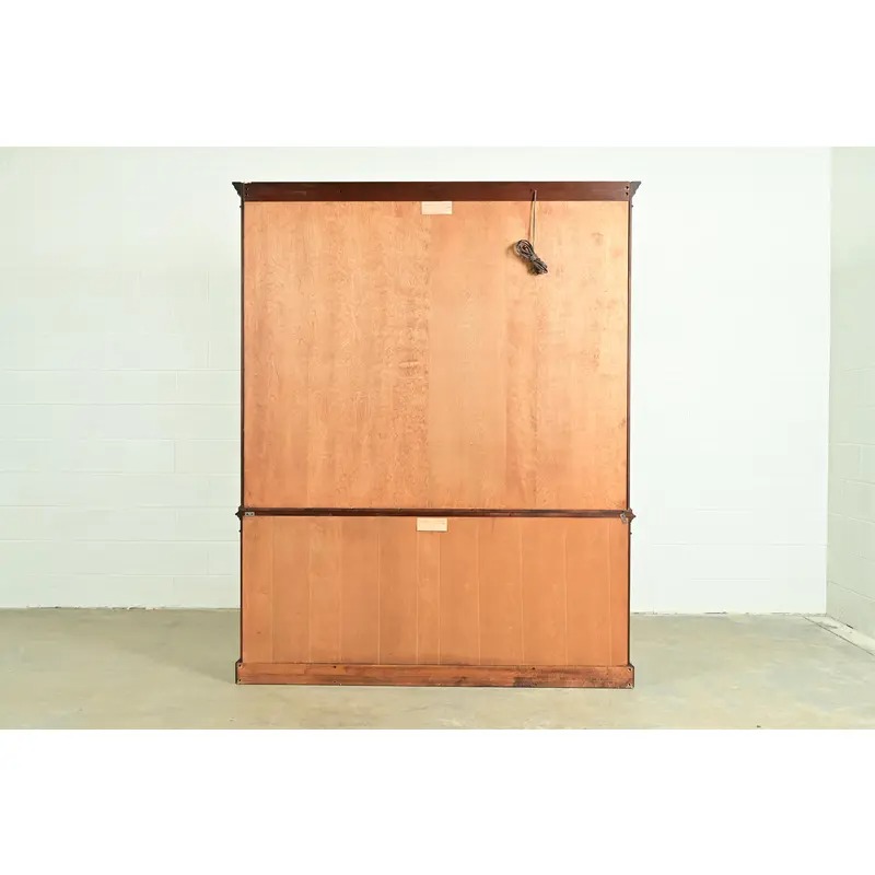 Henkel Harris Georgian Carved Mahogany Lighted Breakfront Bookcase Cabinet - Image 16