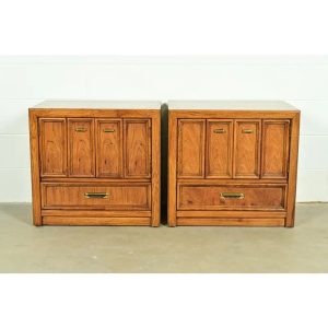 Thomasville Mid-Century Modern Hollywood Regency Sculpted Walnut Campaign Nightstands, Pair