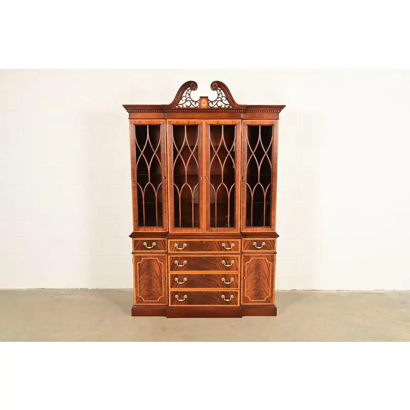 Councill Craftsmen Georgian Banded Flame Mahogany Lighted Breakfront Bookcase Cabinet - Image 2