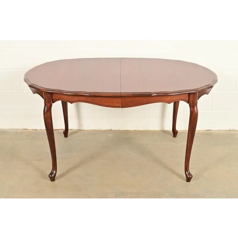 Kindel Furniture French Provincial Louis XV Carved Cherry Wood Extension Dining Table, Newly Refinished - Image 2