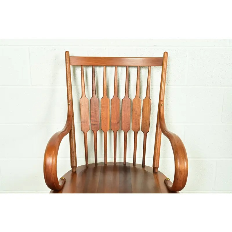Kipp Stewart for Drexel Declaration Sculpted Walnut Armchairs, Pair - Image 3