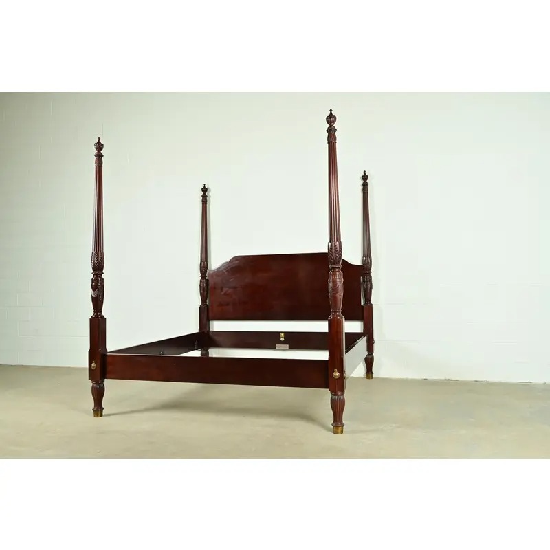 Baker Furniture Historic Charleston Collection Georgian Carved Mahogany King Size Poster Bed - Image 4