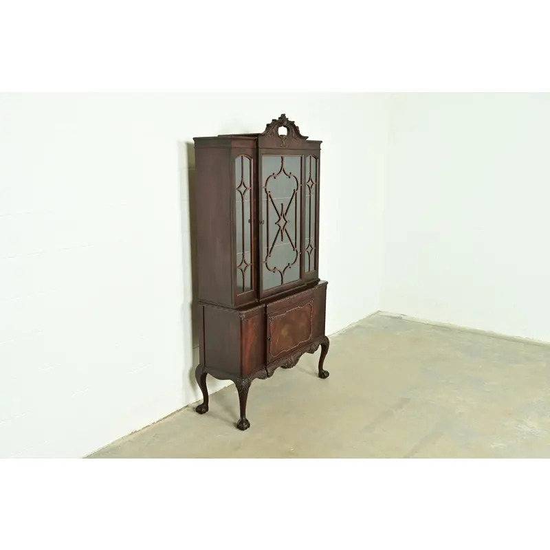 Romweber Chippendale Flame Mahogany Breakfront Bookcase Cabinet, Circa 1920s - Image 4