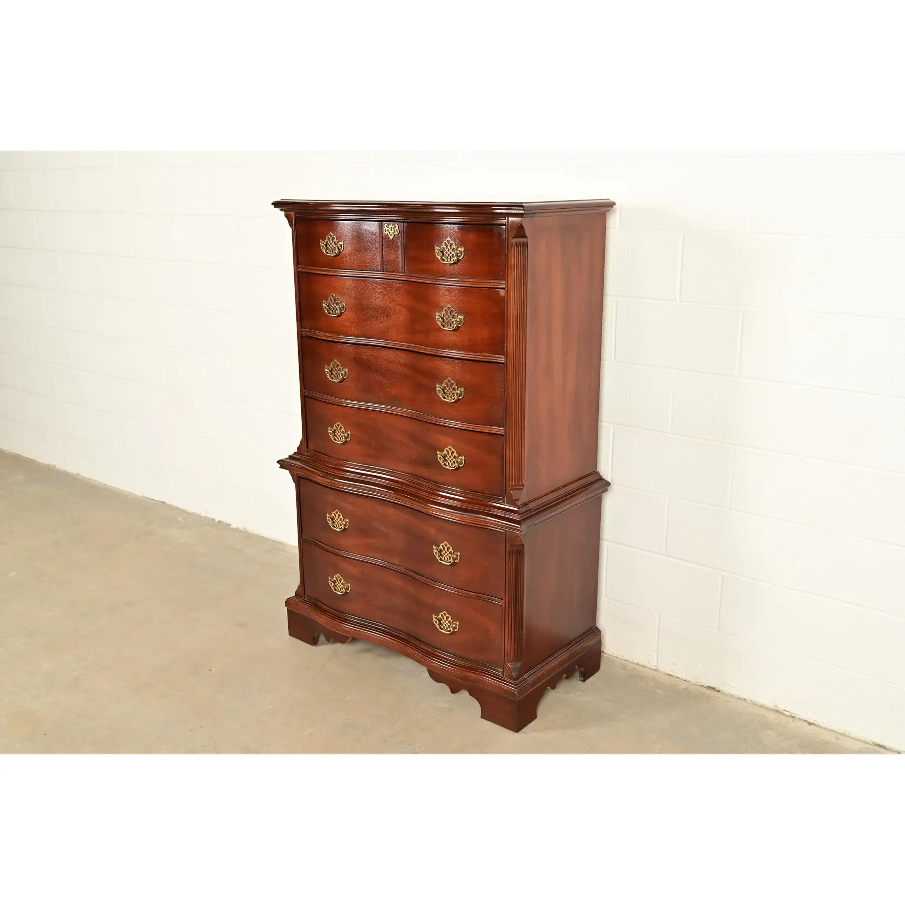 Chippendale Carved Mahogany Serpentine Front Six-Drawer Highboy Dresser - Image 3