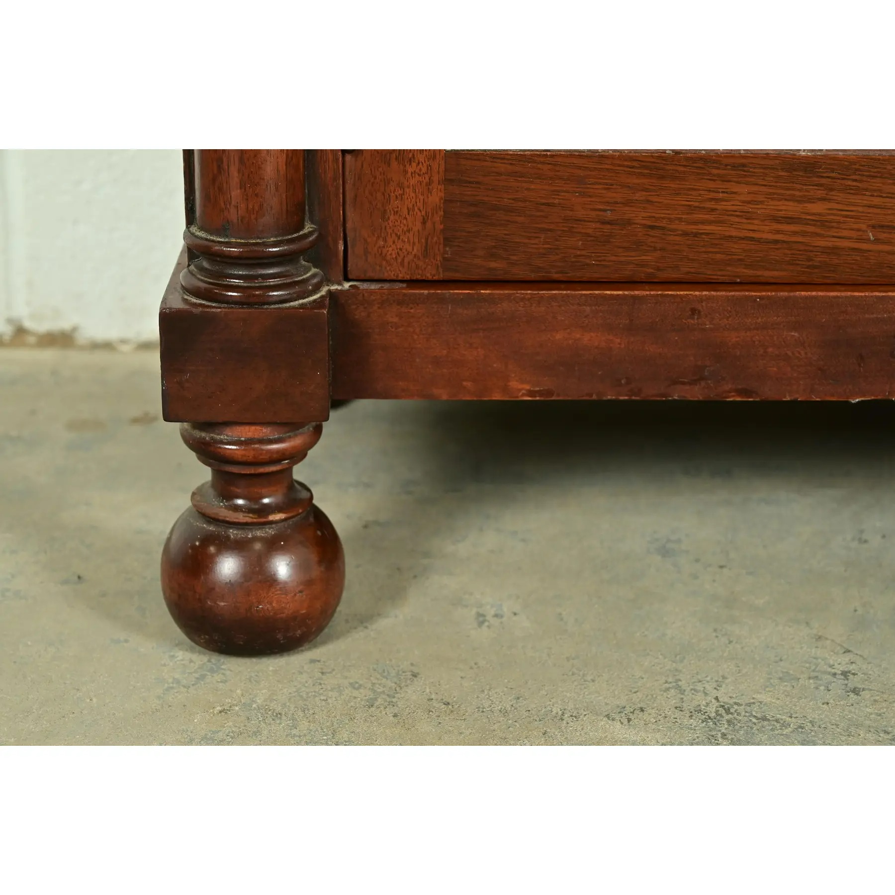 R. J. Horner Style Antique American Empire Carved Mahogany Glass Front Double Bookcase, Circa 1890s - Image 9