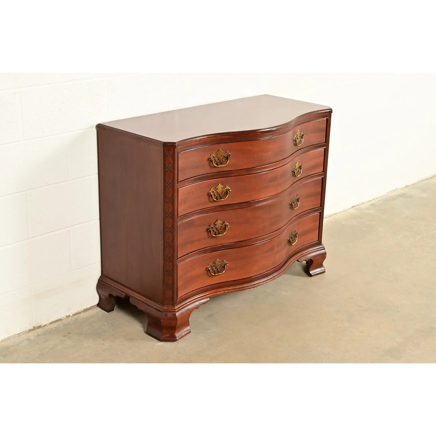 Baker Furniture Historic Charleston Chippendale Carved Mahogany Serpentine Front Dresser Chest - Image 4