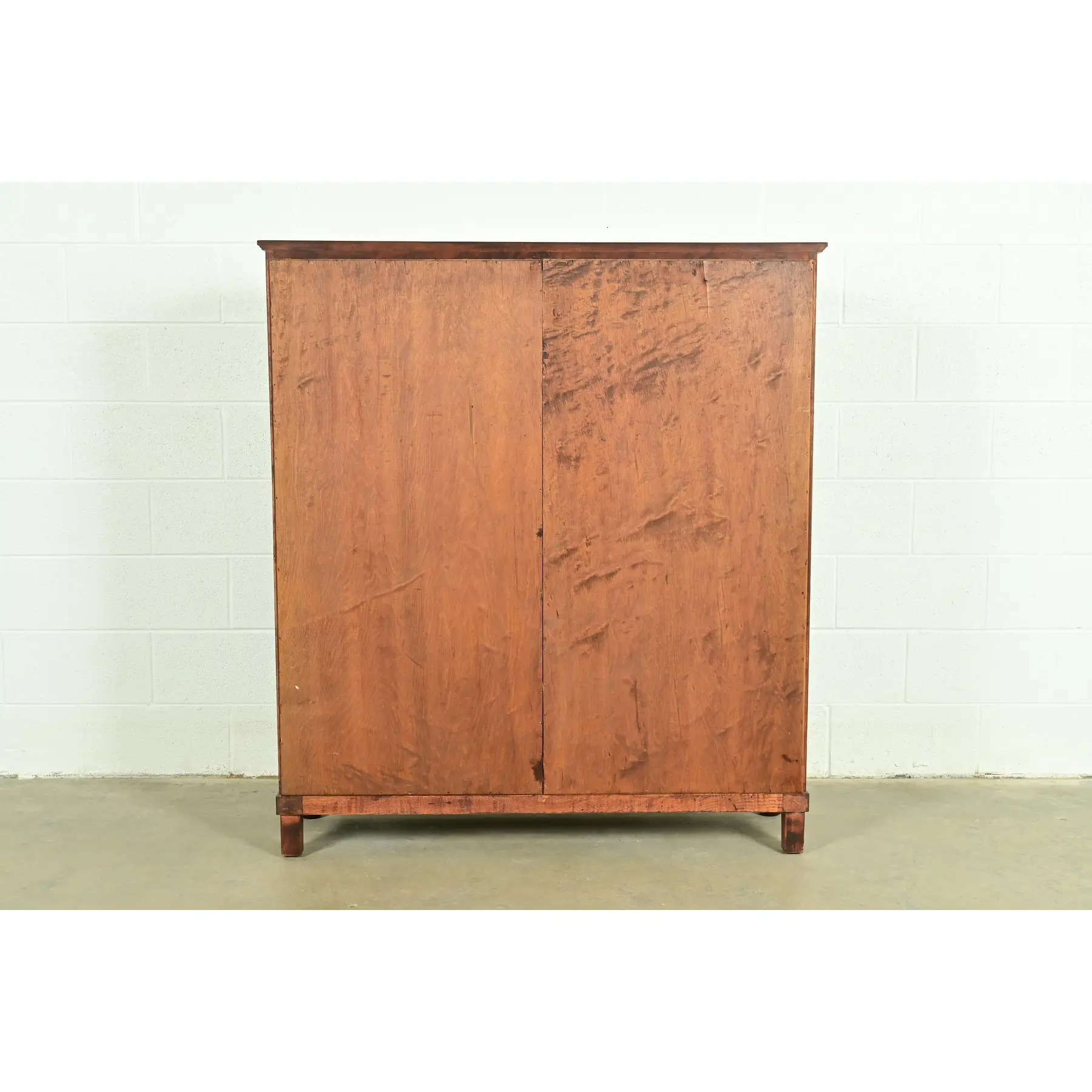 R. J. Horner Style Antique American Empire Carved Mahogany Glass Front Double Bookcase, Circa 1890s - Image 12