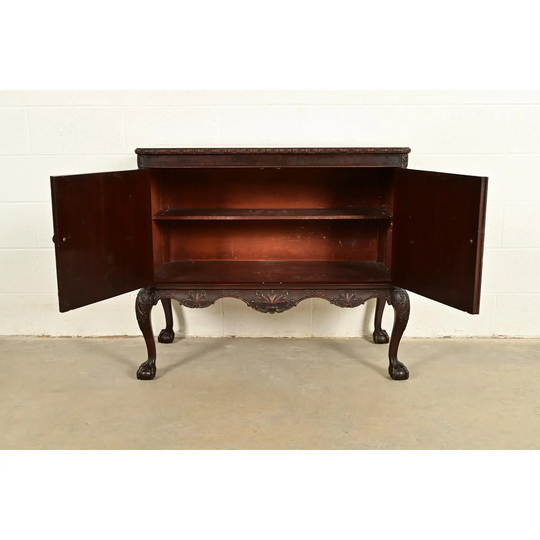 Romweber Antique Chippendale Carved Flame Mahogany Buffet Server or Bar Cabinet, Circa 1920s - Image 5