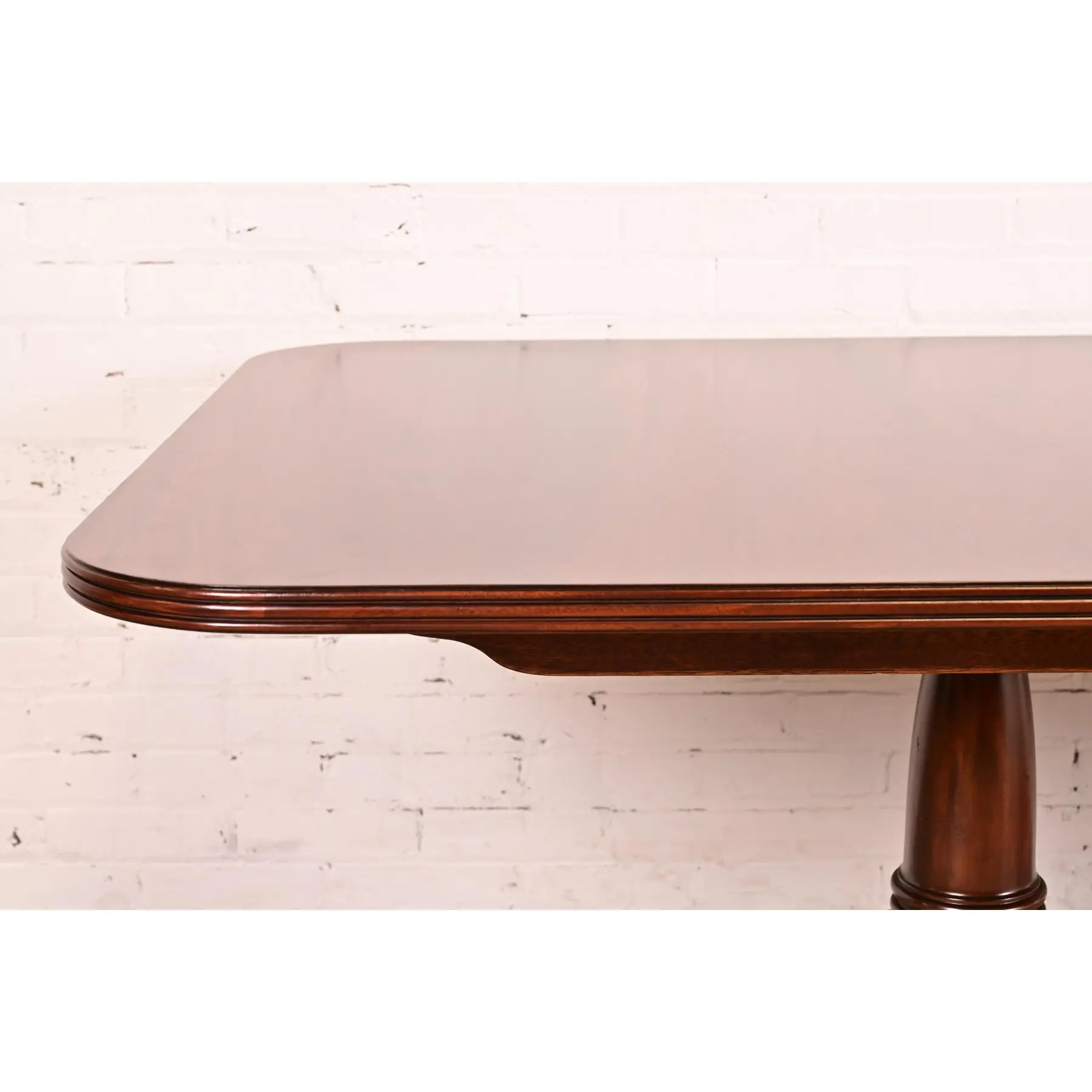 Maitland Smith Georgian Flame Mahogany Double Pedestal Extension Dining Table, Newly Refinished - Image 10