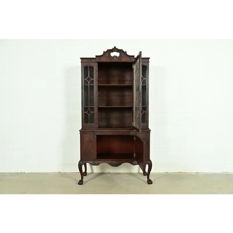 Romweber Chippendale Flame Mahogany Breakfront Bookcase Cabinet, Circa 1920s - Image 5