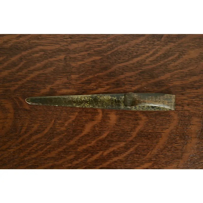Roycroft Arts & Crafts Hammered Brass Over Copper Letter Opener - Image 5