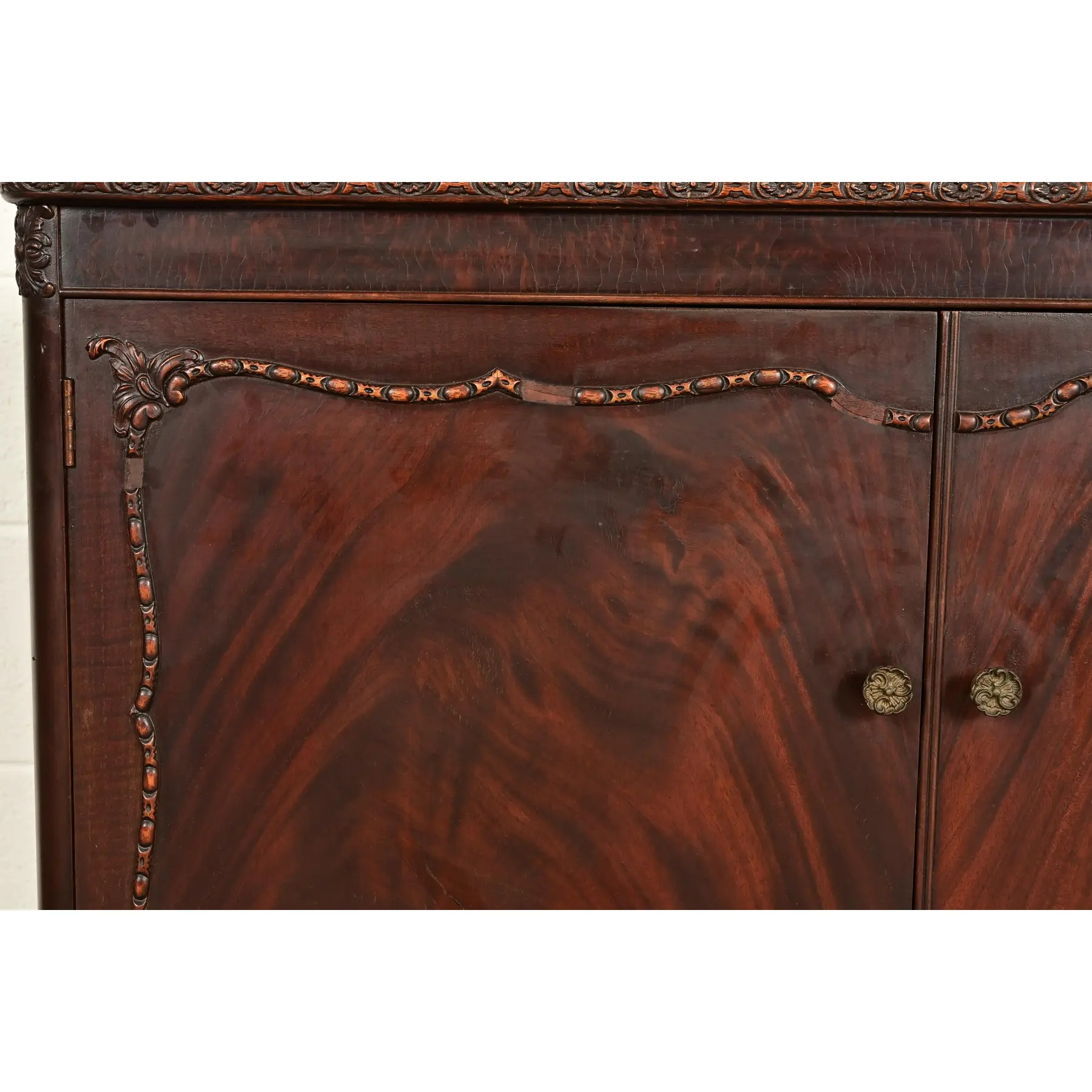 Romweber Antique Chippendale Carved Flame Mahogany Buffet Server or Bar Cabinet, Circa 1920s - Image 7