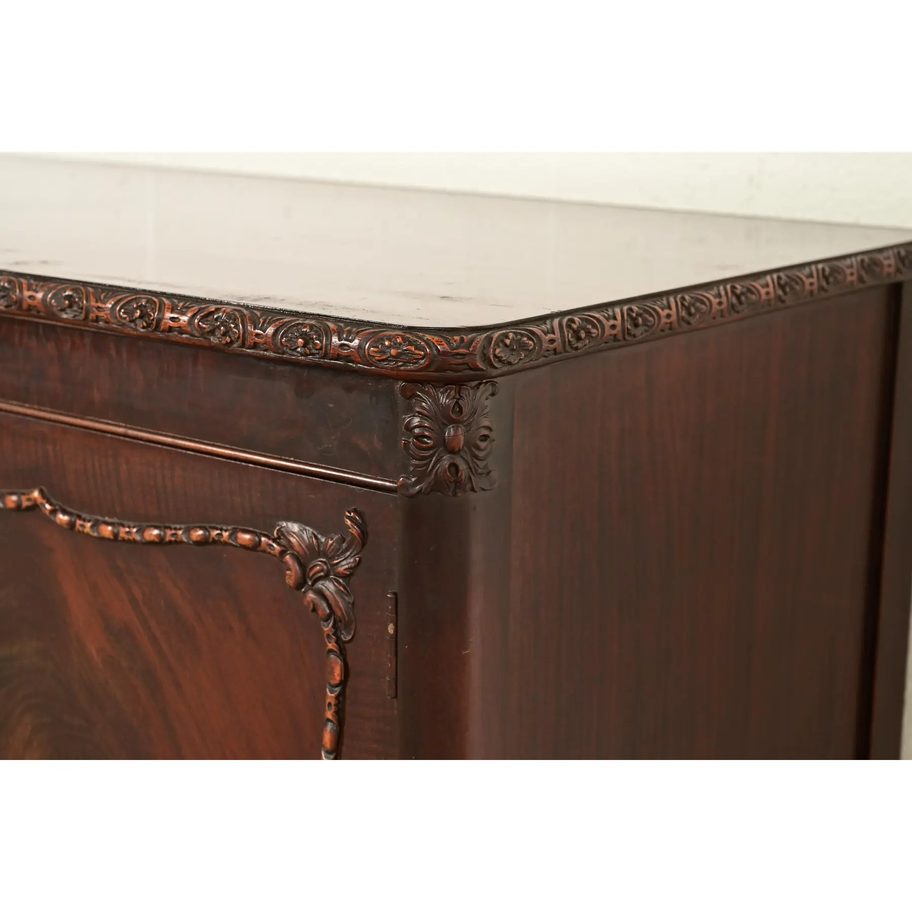 Romweber Antique Chippendale Carved Flame Mahogany Buffet Server or Bar Cabinet, Circa 1920s - Image 8